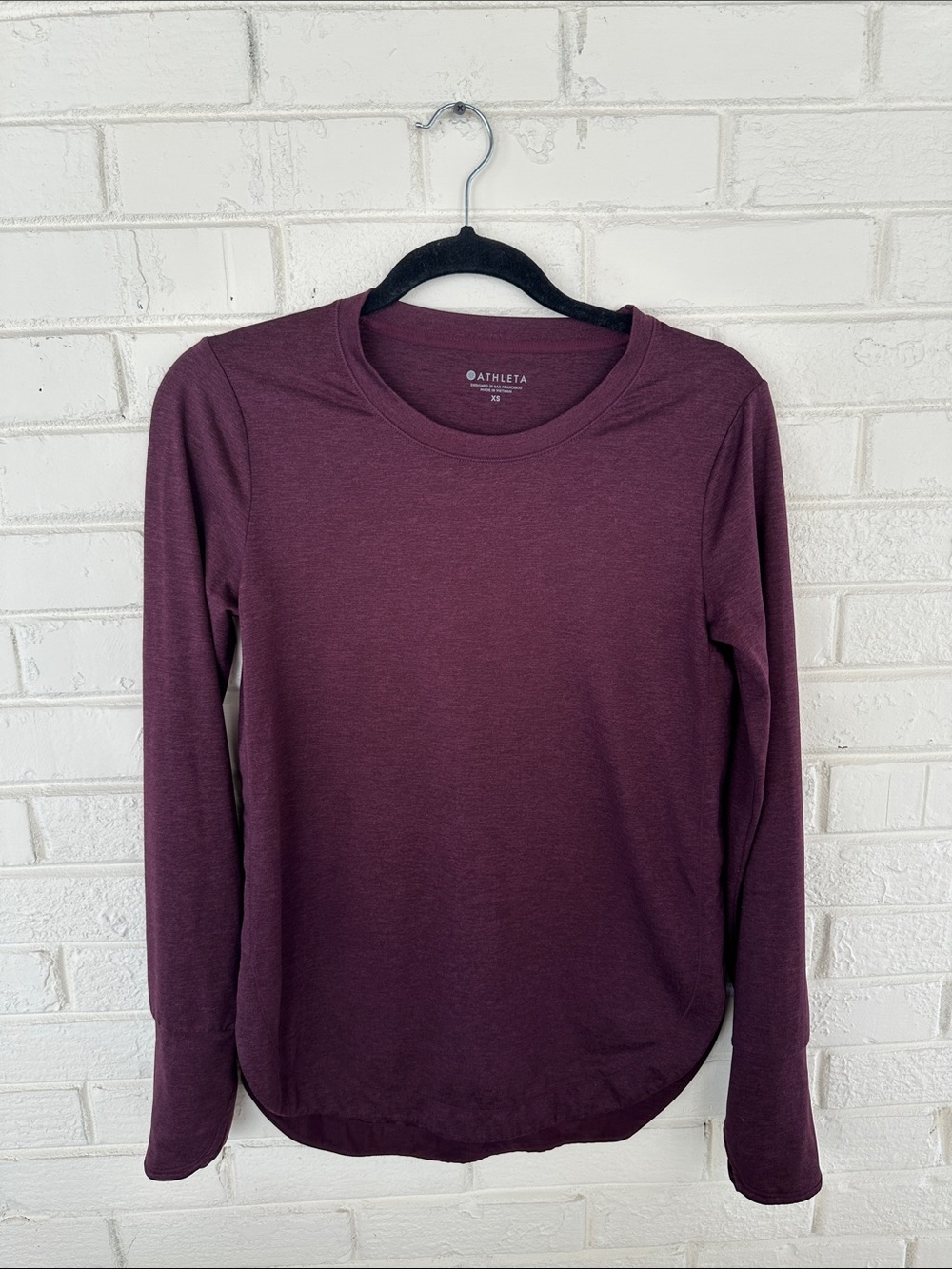 Athleta Women’s XS Long Sleeve Performance Top Purple Maroon Heather Activewear